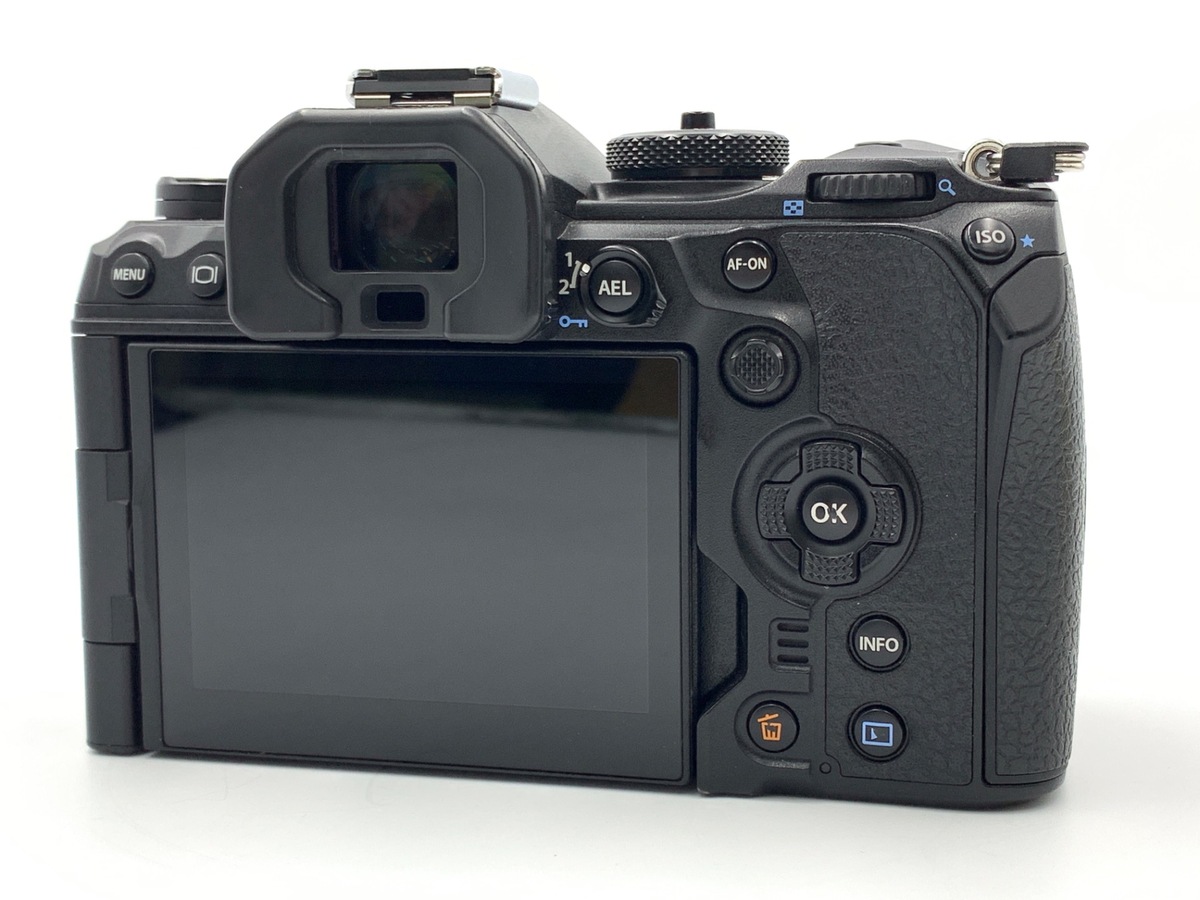 OM SYSTEM OM-1 Mark II �{�f�B