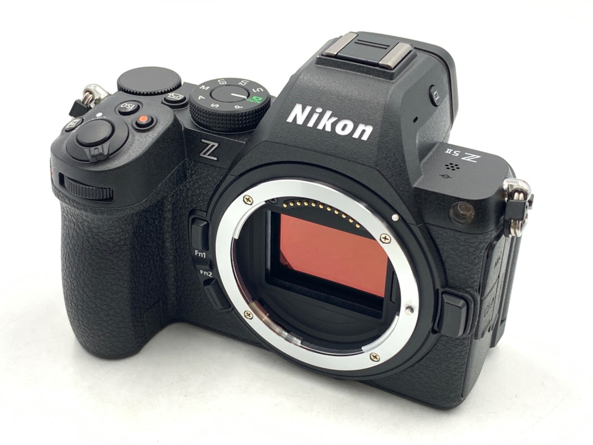 Nikon D810 本体（バッテリー×2個・CF8GB×4枚 付属） Nikon D810 本体（バッテリー×2個・CF8GB×4枚 付属）