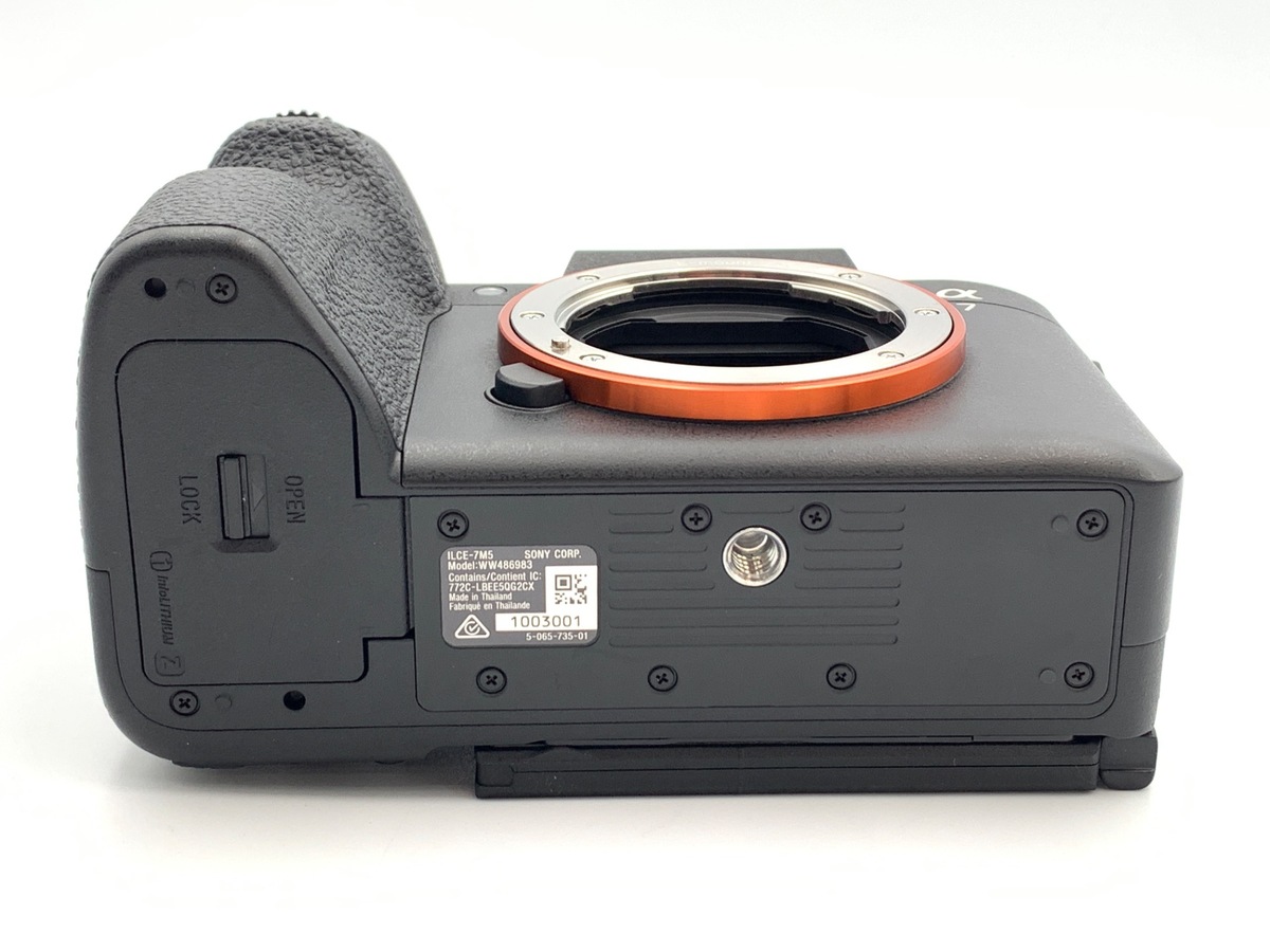 ��7 V ���ި [ILCE-7M5]