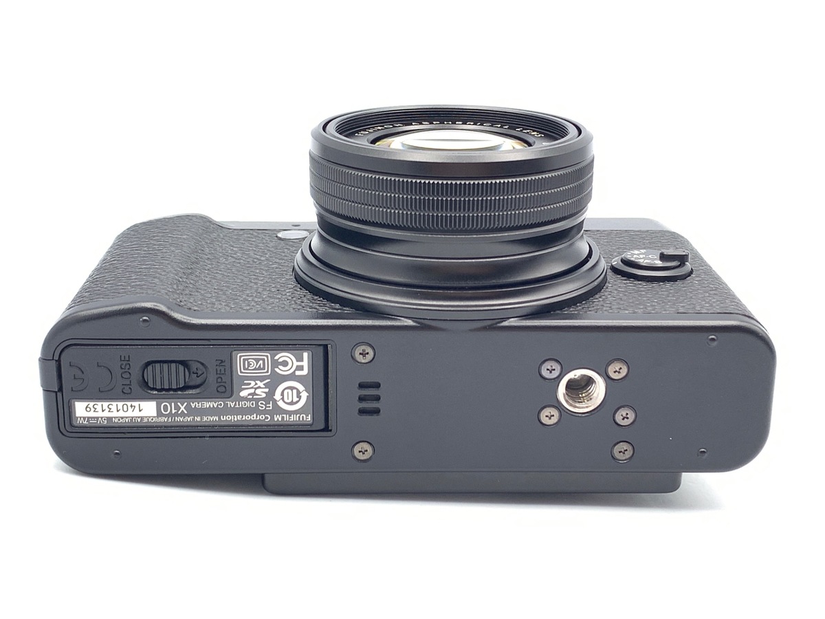 FUJIFILM X10【1200万画素】