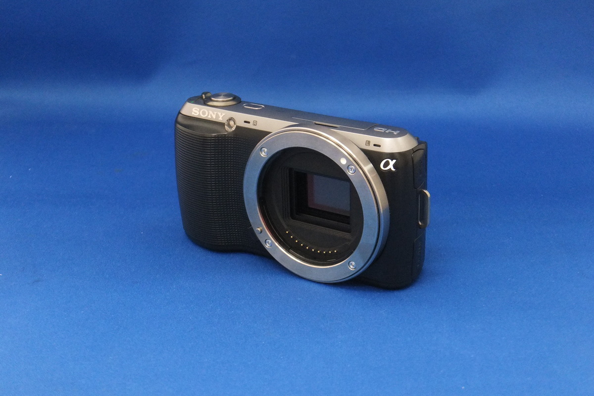中古：C(やや難あり)】ソニー α NEX-C3 ボディ シルバー