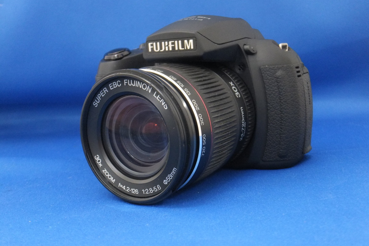 富士フイルム - FUJIFILM製 FinePix REAL 3D W3 ブラック/1000万画素 新製品レビュー：富士フイルムFinePix REAL 3D W3 - デジカメ