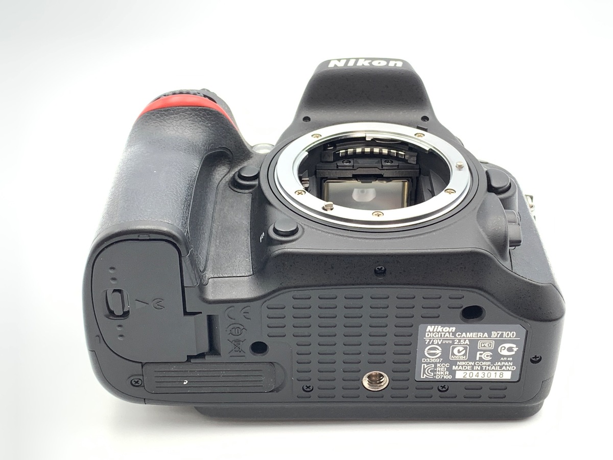 Nikon D7100 ボディー