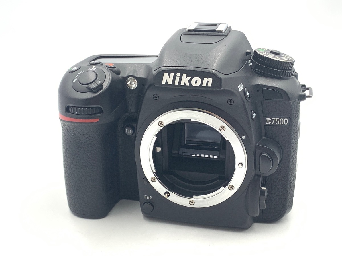 明日まで‼️週末価格　Nikon D7500 一眼　ボディのみ D7500 新品 99,497円 中古 63,100円 | ネット最安値の価格比較