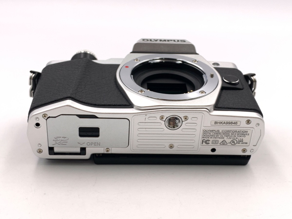 中古：B(並品)】オリンパス OM-D E-M10 MarkII ボディ シルバー