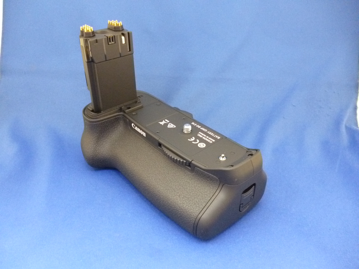 美品】Canon eos 7D バッテリー 縦グリップ付きLP-E6N