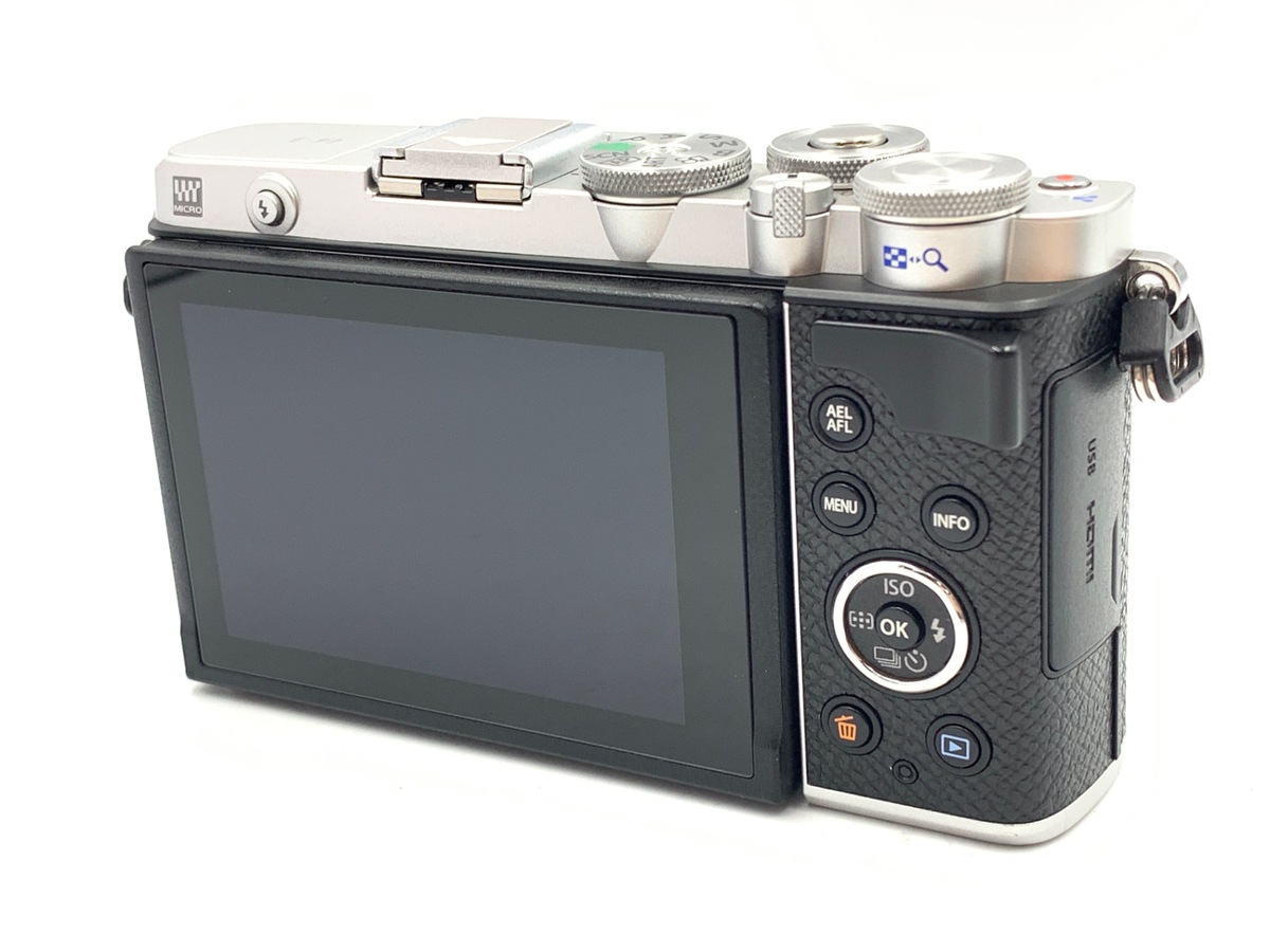 PEN E-P7 ボディ シルバー【2030万画素】