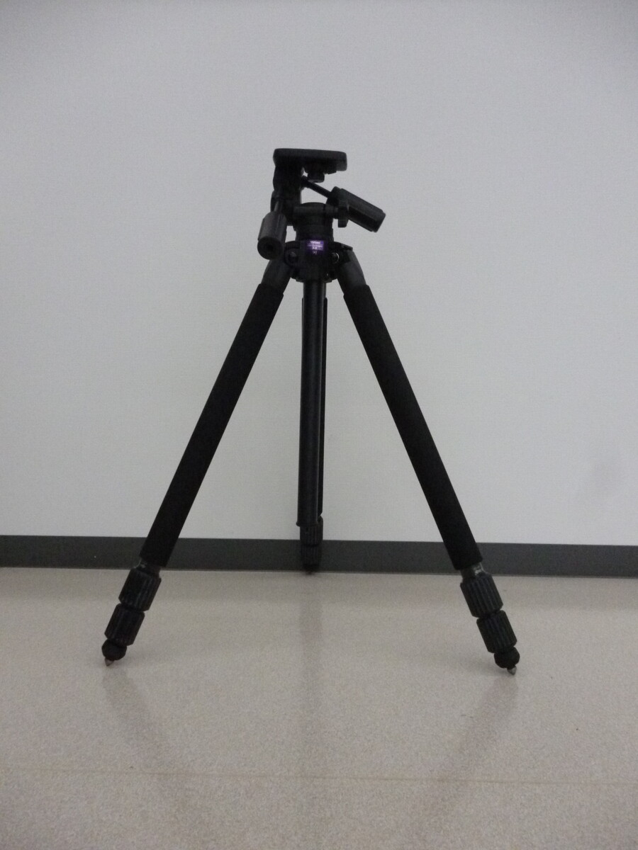 → 中古品3脚 中古：B(並品)】三脚 | 2444220082190