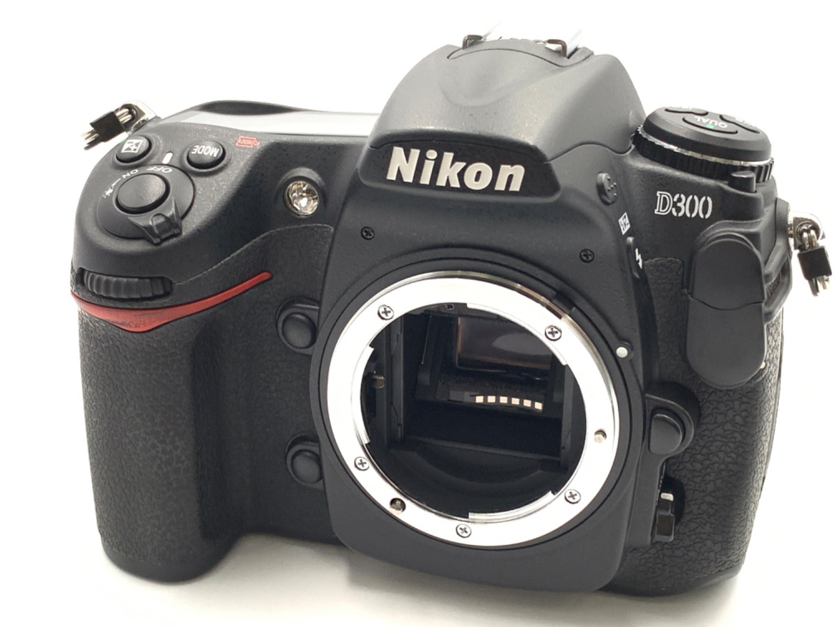 Nikon ニコン/デジタル一眼/D300 ボディ/2050134/Bランク/69【中古】 Nikon ニコン/デジタル一眼/D300 ボディ/2050134/Bランク/69