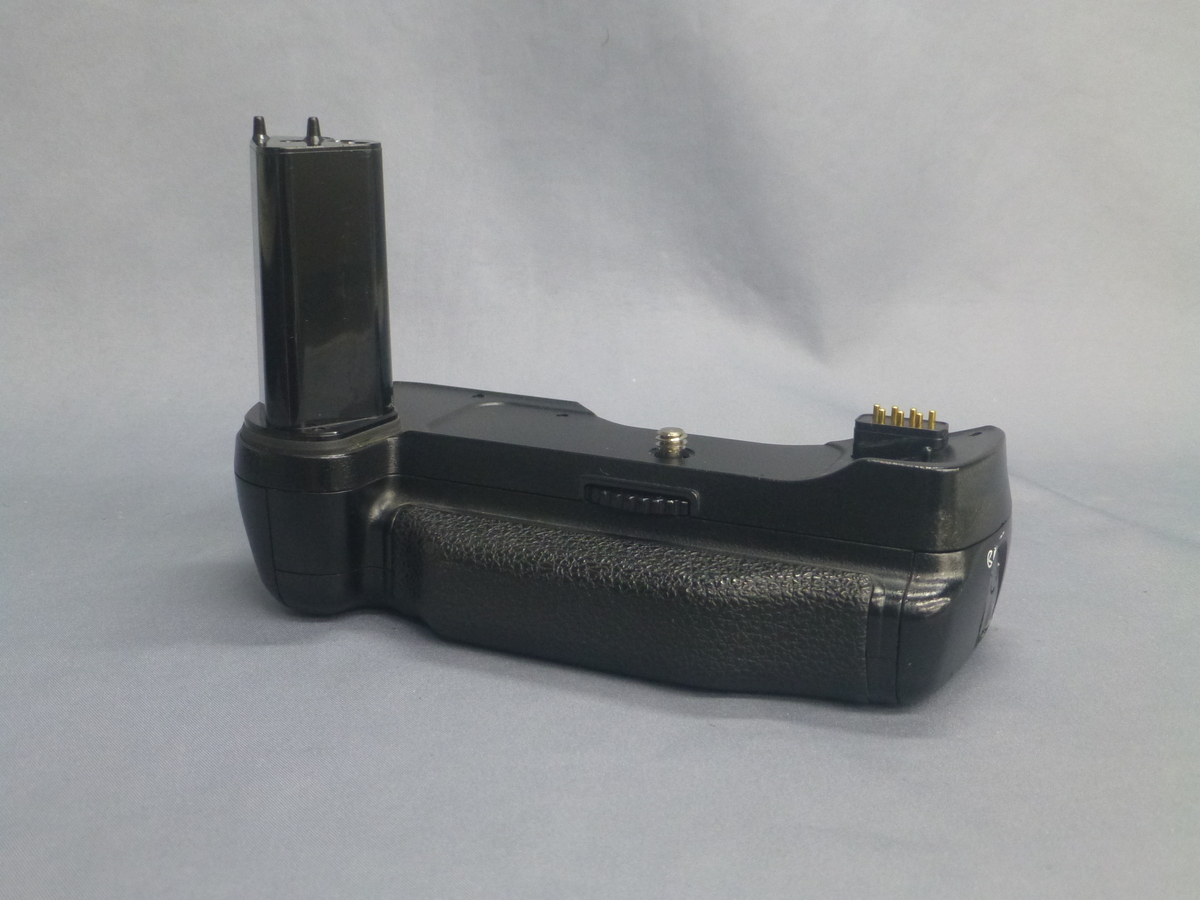 中古：B(並品)】ニコン（Nikon）MB-15 (マルチパワーバッテリー