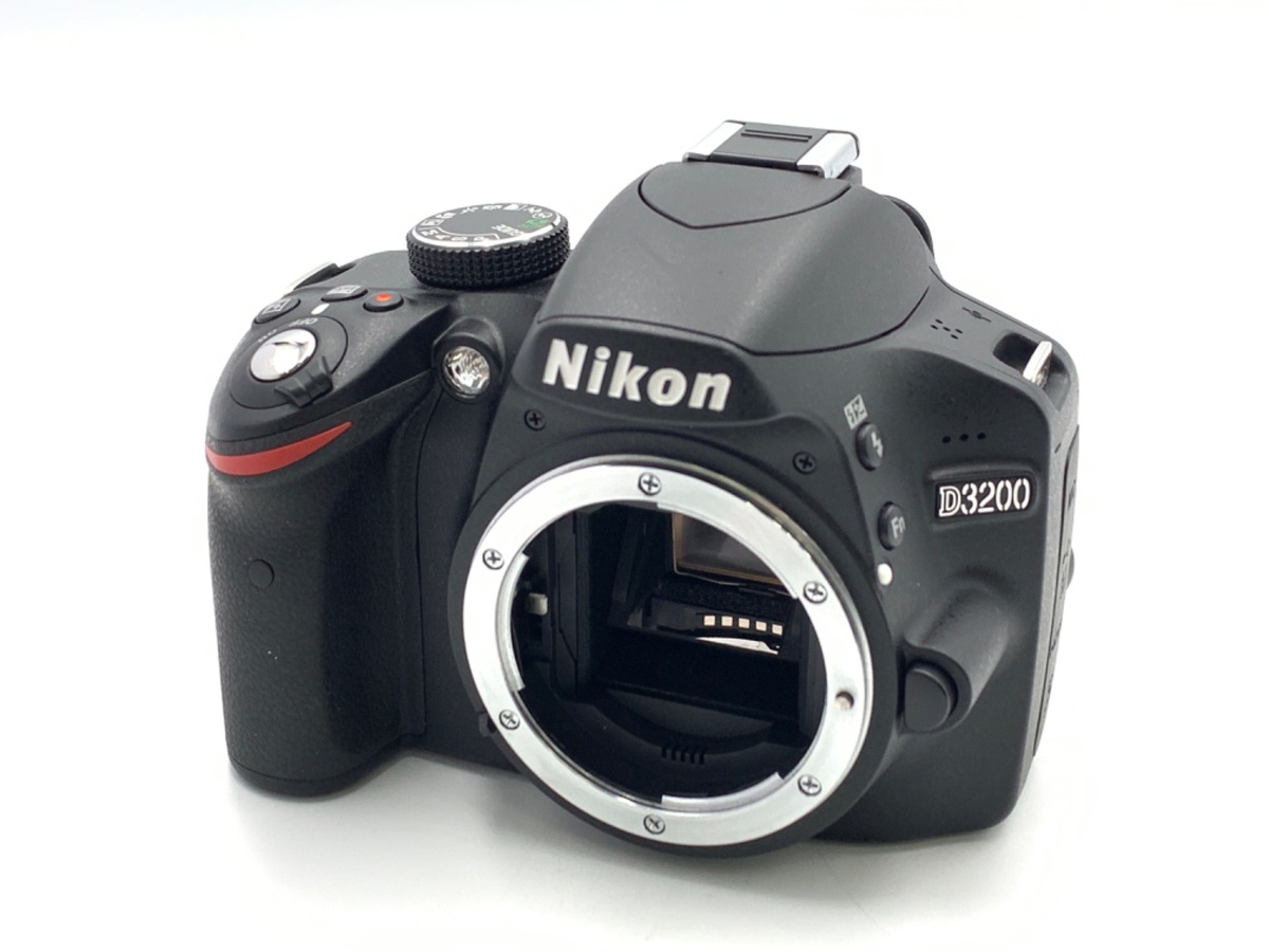 �j�R�� D3200 �{�f�B �u���b�N