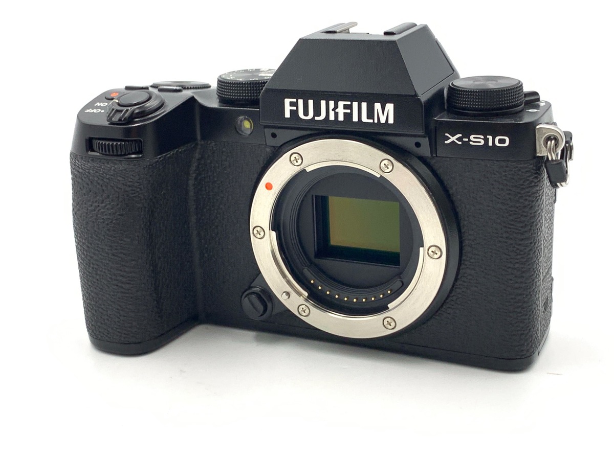 美品　富士フイルム　FUJIFILM　x-s10 ほぼ新品　室内撮影のみ Fujifilm X-S10 Mirrorless Camera Body Only