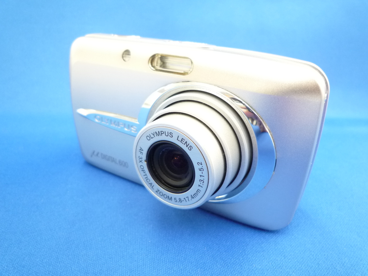 OLYMPUS オリンパス μ DIGITAL600 シルバー　デジカメ 美品】OLYMPUS μ DIGITAL 600 シルバー デジカメ オールド - メルカリ