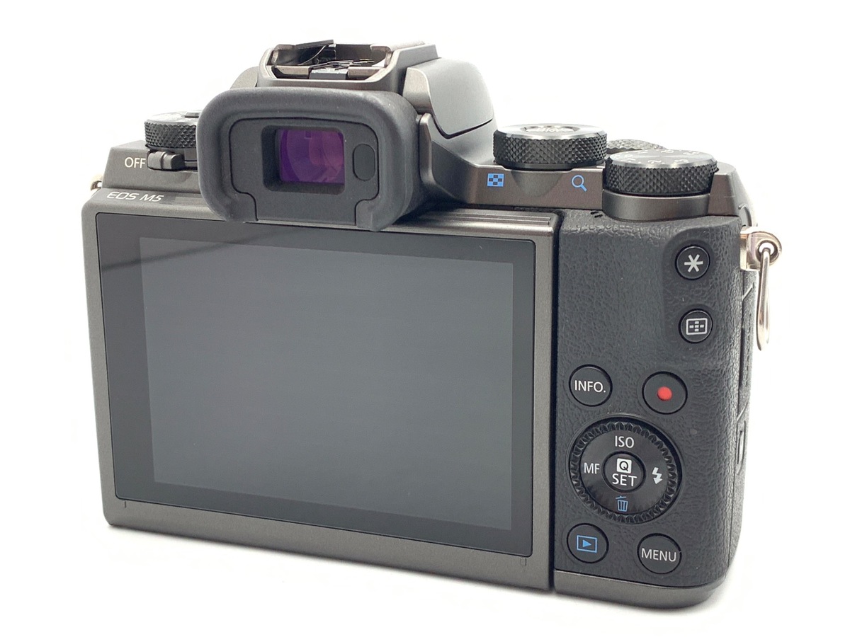 �L���m�� EOS M5 �{�f�B