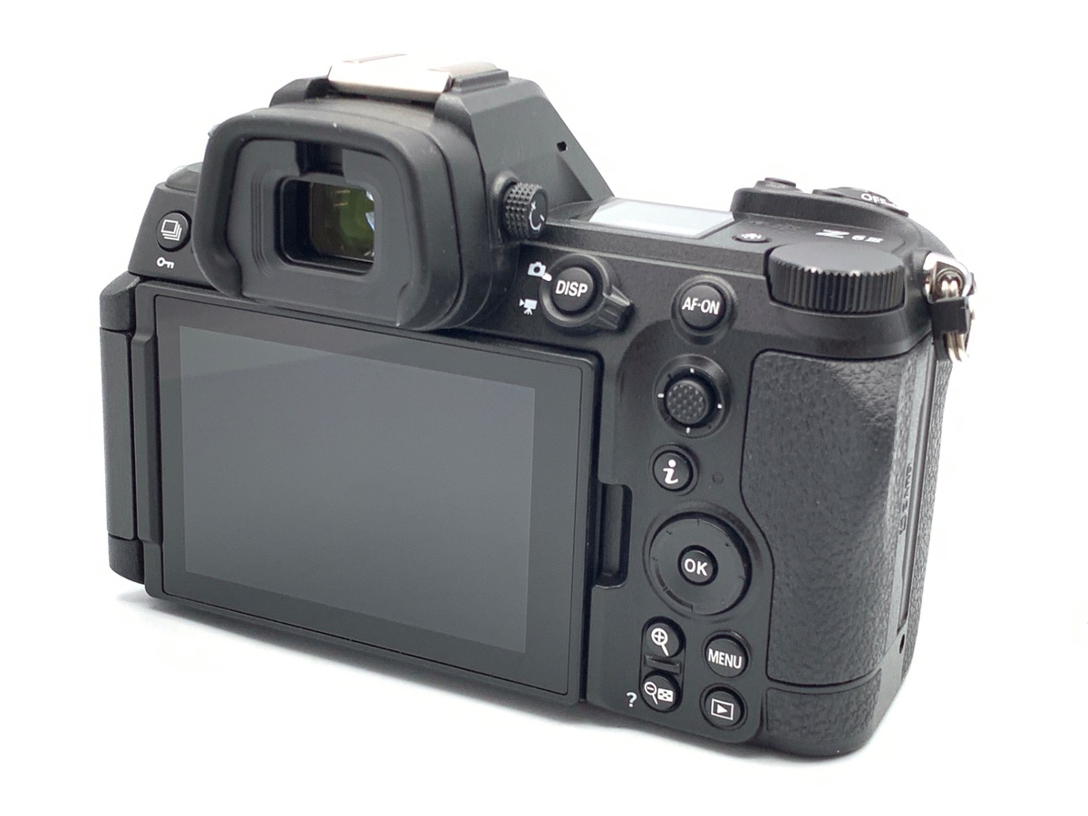 Z6III �{�f�B