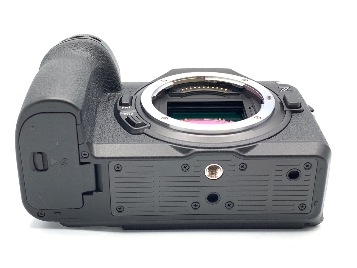 Z6III �{�f�B