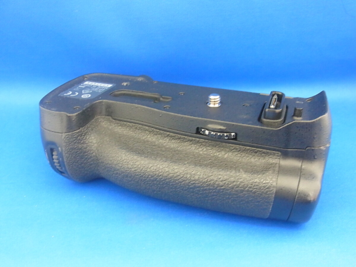 中古】ニコン マルチパワーバッテリーパック MB-D18 在庫一覧｜カメラ