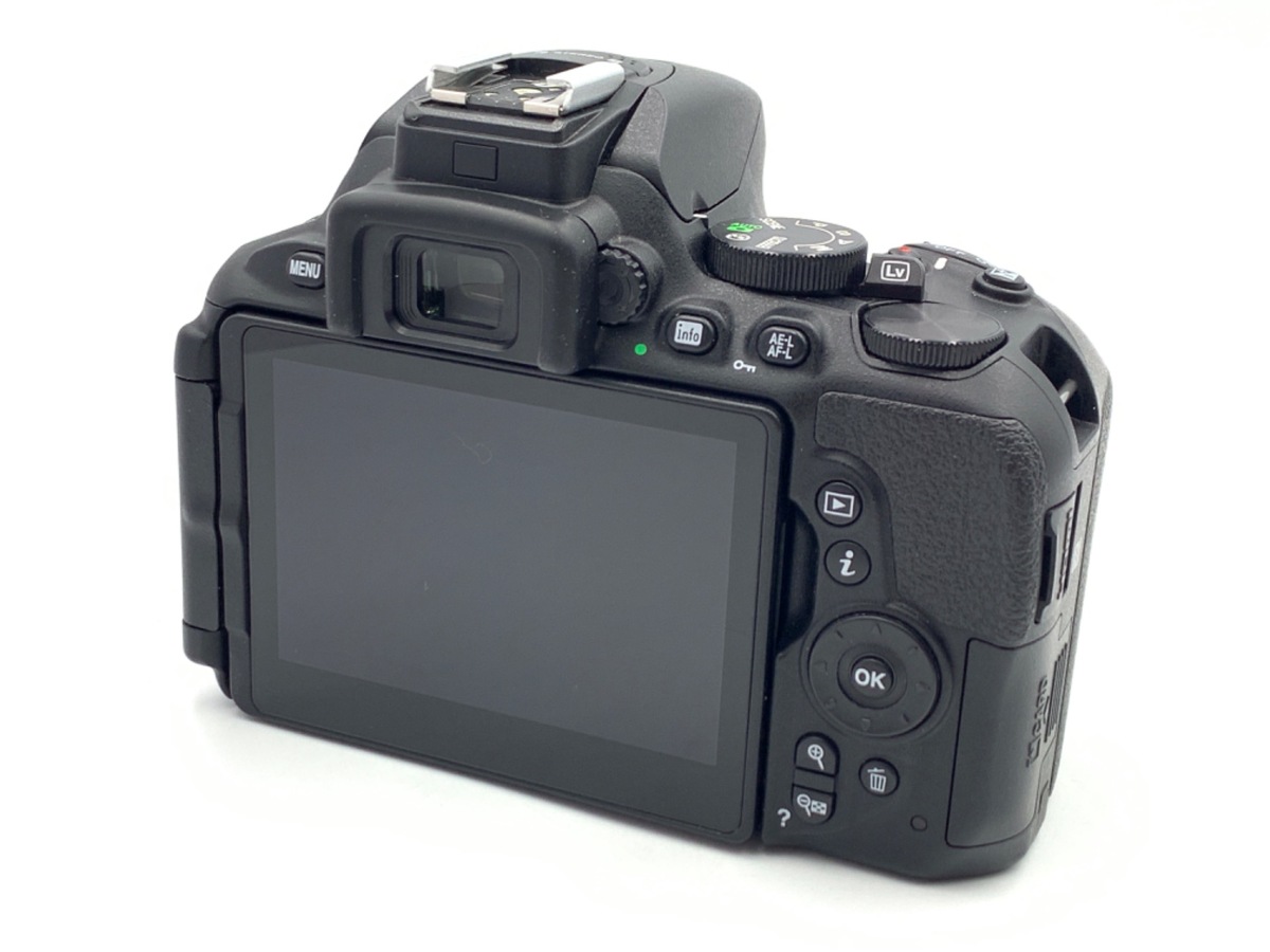 D5600 ボディ【2416万画素】