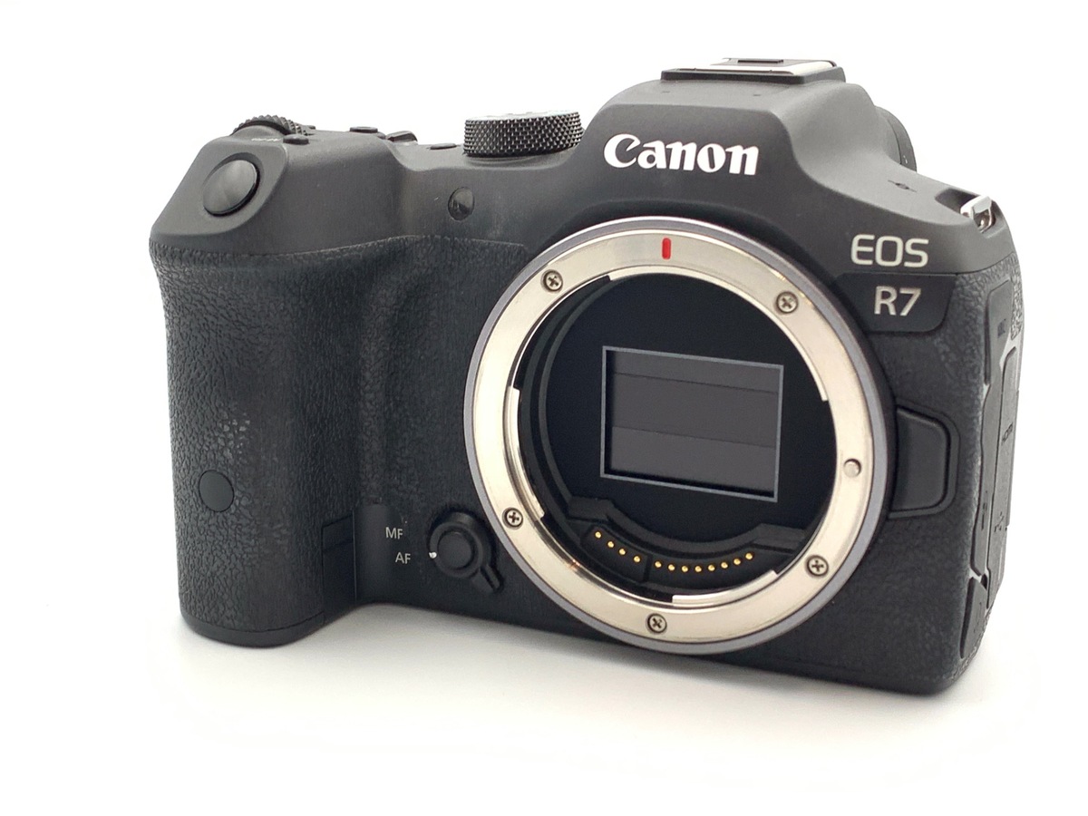 EOS R7 �{�f�B