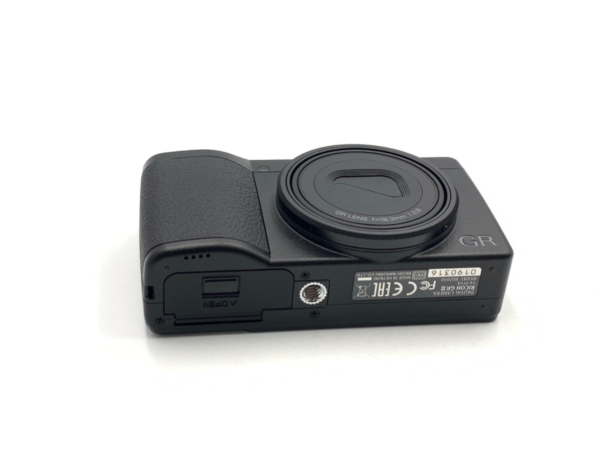 中古：A(美品)】リコー GR III | 2444610016736