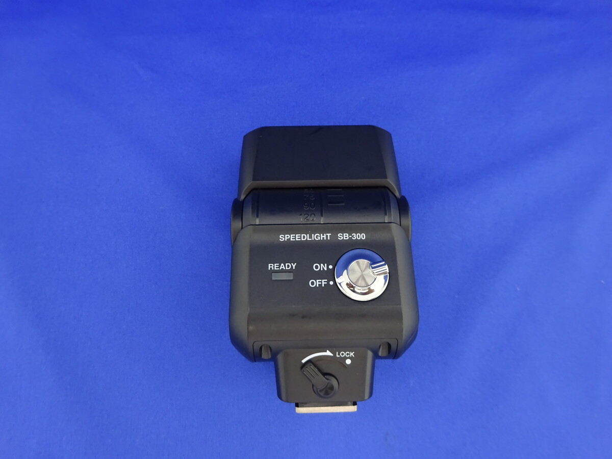 SB-300 スピードライト