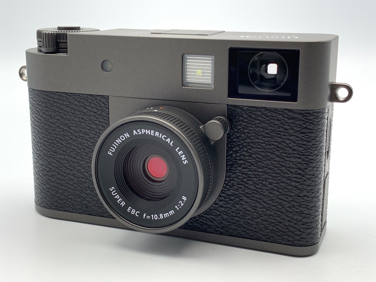 富士フイルム X-HF1 チャコールシルバー中古美品　fujifilm 富士フイルム X half (FUJIFILM X-HF1) チャコールシルバー 中古