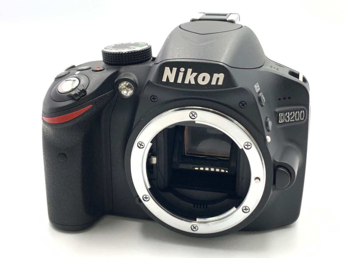 D3200 ボディ ブラック【2420万画素】