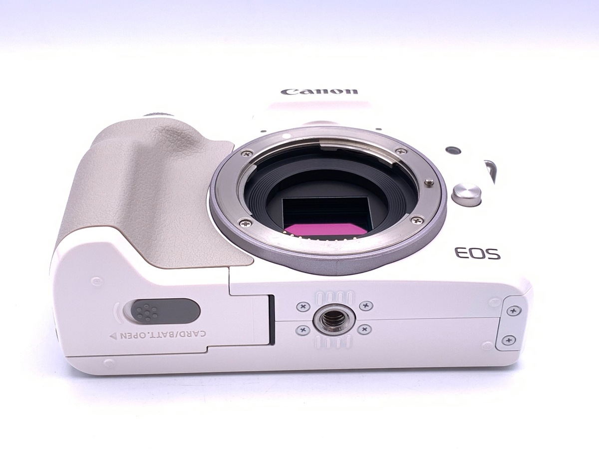 Canon - 中古美品 箱有 CANON EOS KISS M ボディ ホワイト(カバー欠品) 中古)Canon (キヤノン) EOS Kiss M ボディ ホワイト（商品ID