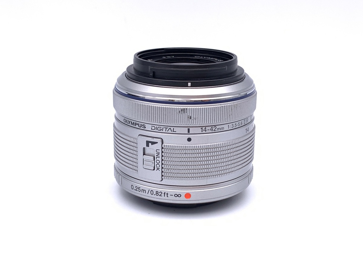 M.ZUIKO DIGITAL 14-42mm F3.5-5.6 II R [シルバー] 中古価格比較