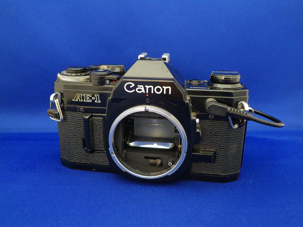 AE-1 Body ubN