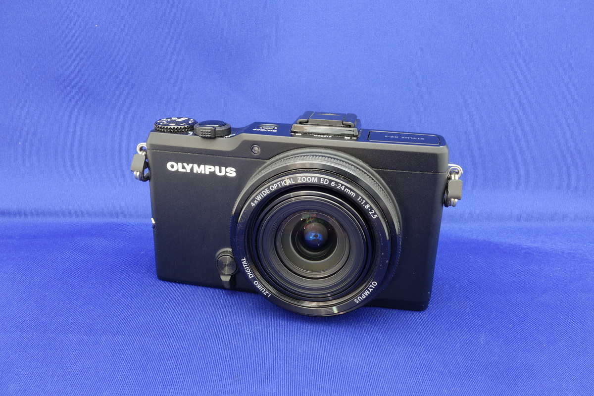 OLYMPUS STYLUS XZ-2 [ブラック] 中古価格比較 - 価格.com