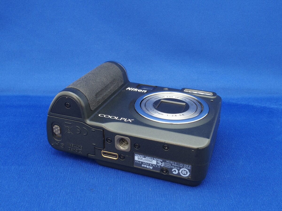 ニコン COOLPIX P50