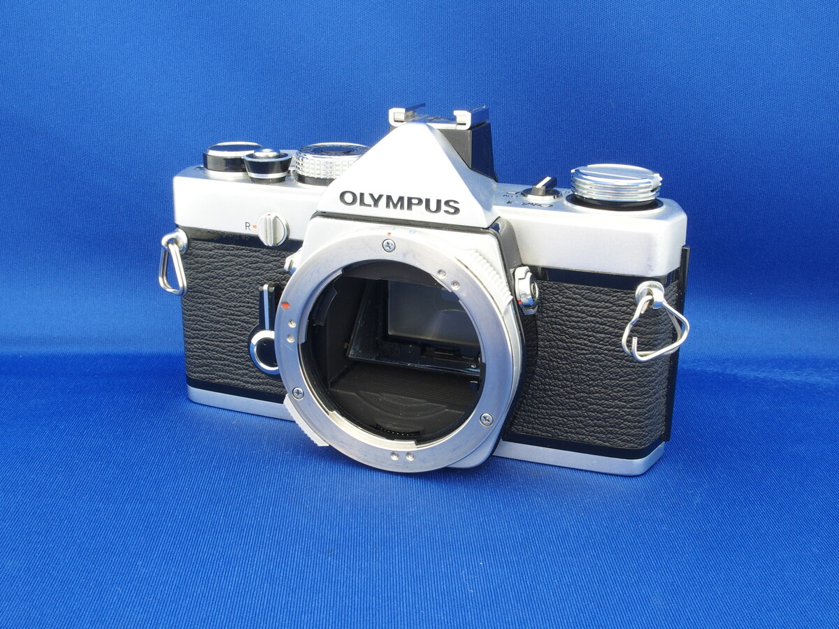 中古：C(やや難あり)】オリンパス OM-1 ボディ シルバー | 2445190113099