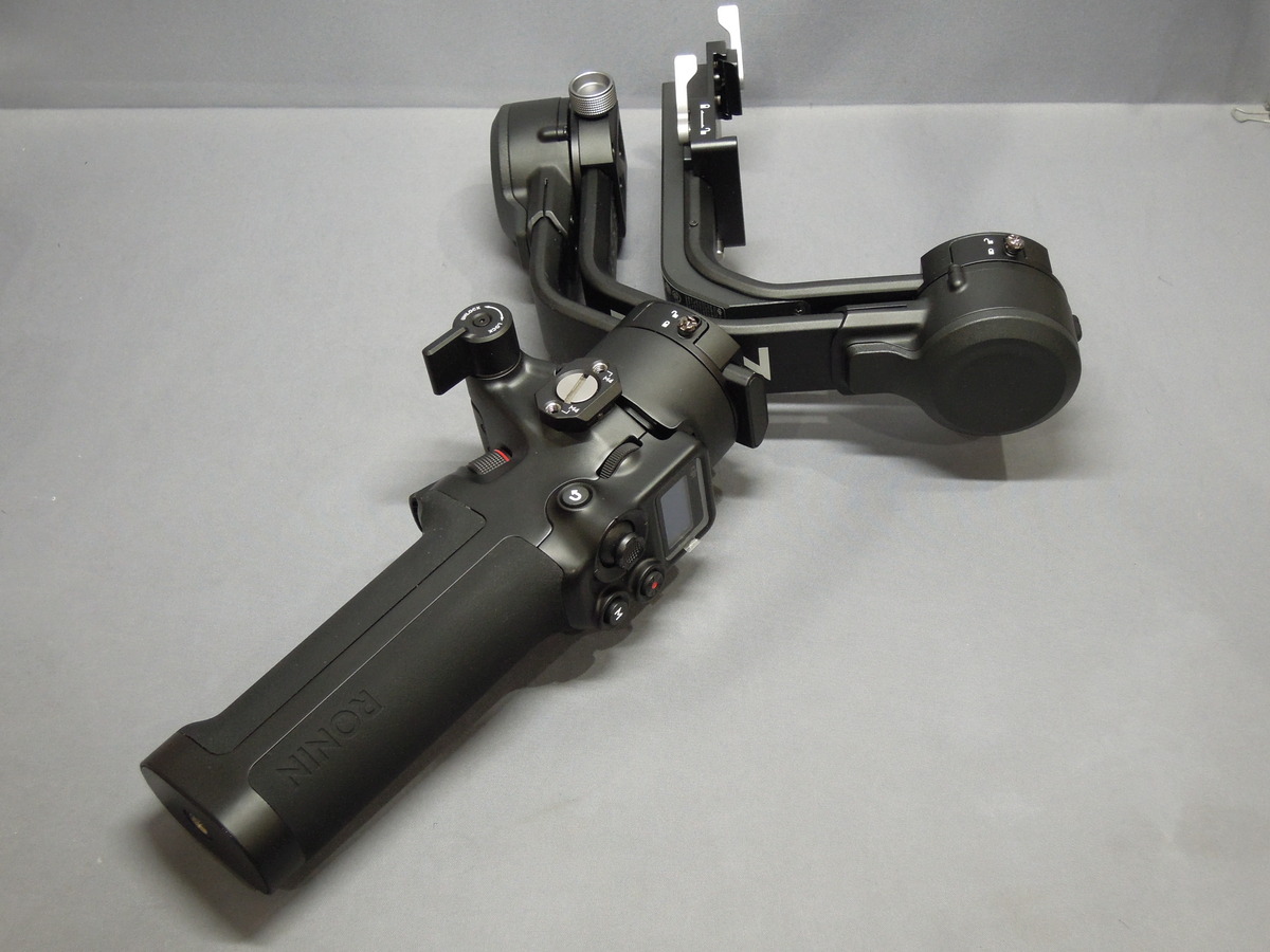 中古】DJIジャパン RSC 2 Pro Combo 一眼レフ・ミラーレス用