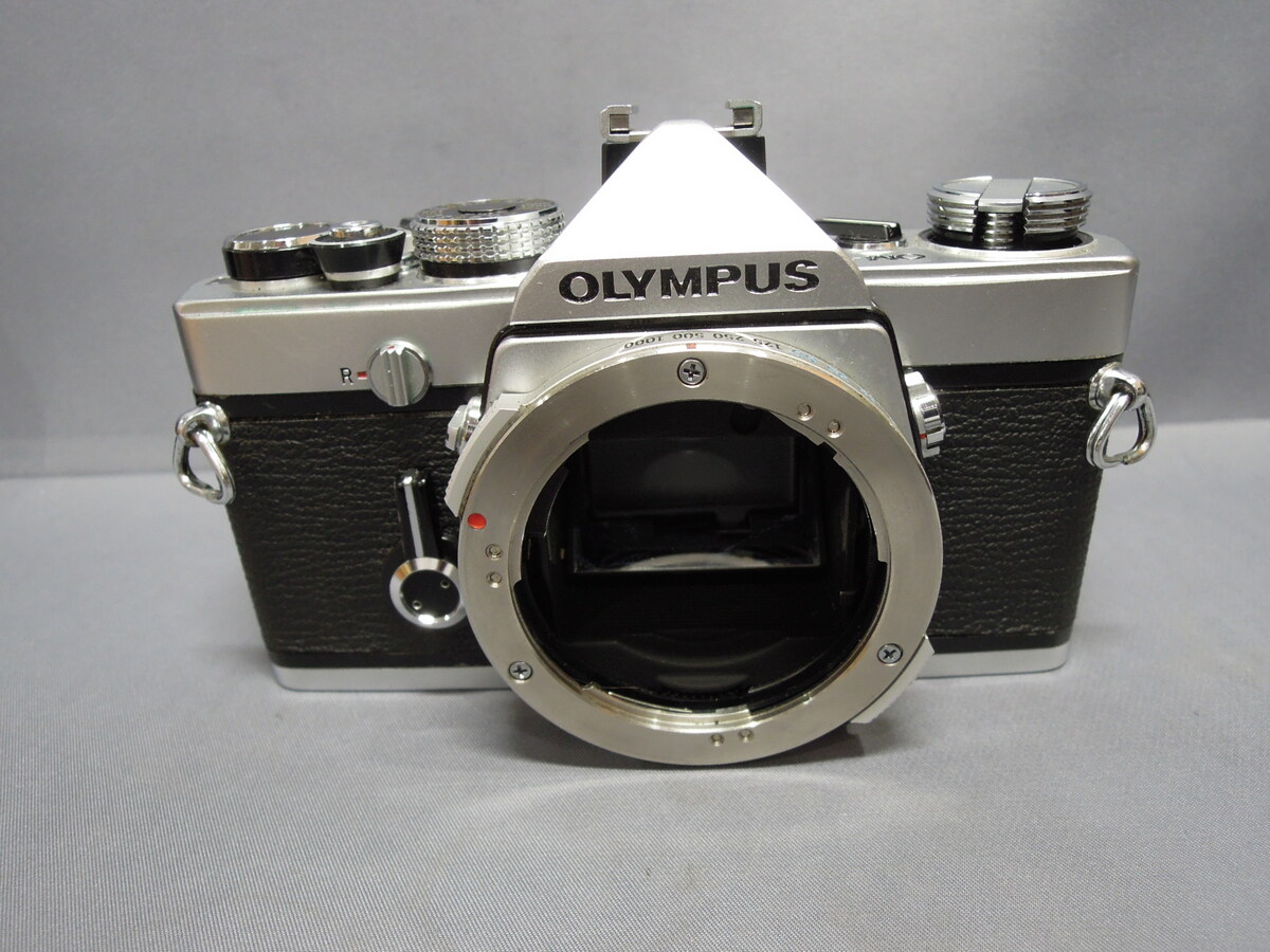 OLYMPUS OM-1 ボディ•シルバー 中古：C(やや難あり)】オリンパス OM-1 ボディ シルバー | 2444930075727