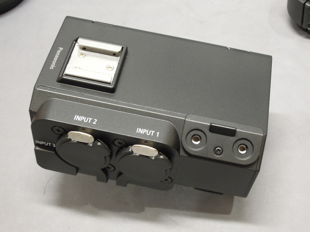 Panasonic XLR マイクロホンアダプター DMW-XLR1 Amazon.co.jp: パナソニック (Panasonic)(Panasonic) DMW-XLR1