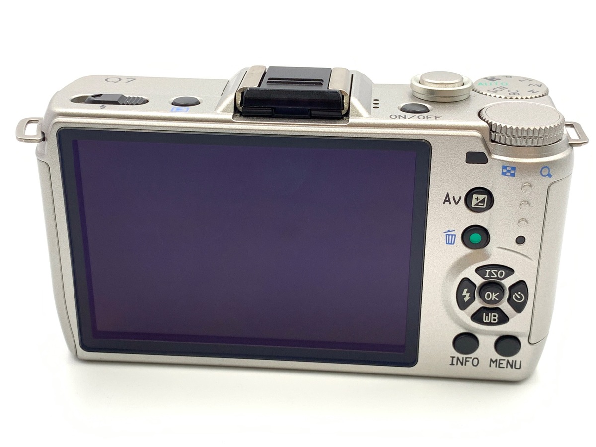 中古：AB(良品)】ペンタックス Q7 ボディキット シルバー | 2444930081933