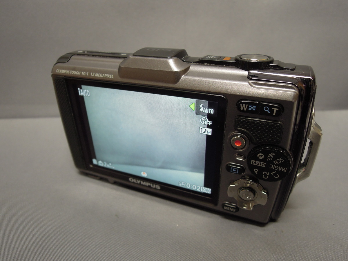 OLYMPUS TOUGH TG-1 シルバー(中古品) 中古：C(やや難あり)】オリンパス Tough TG-1 シルバー | 2444930090683