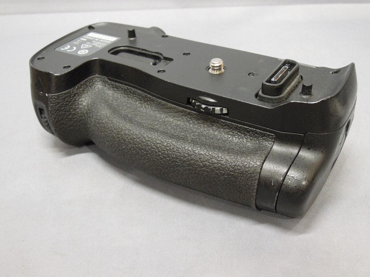 NikonマルチバッテリーパックMB-D18 未使用 ニコン（Nikon） 【互換品】 MB-D18 マルチパワーバッテリーパック