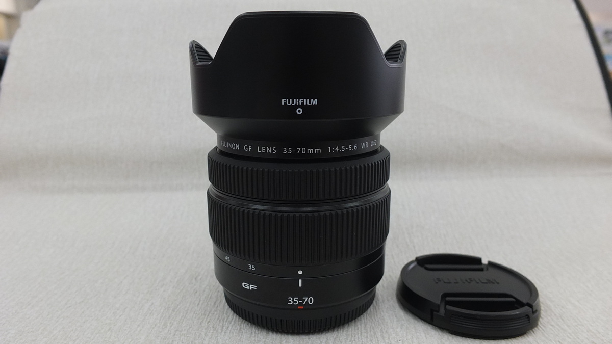 中古:A(美品)】フジフイルム GF35-70mm F4.5-5.6 WR 中古:A(美品)】フジフイルム GF35-70mm F4.5-5.6 WR