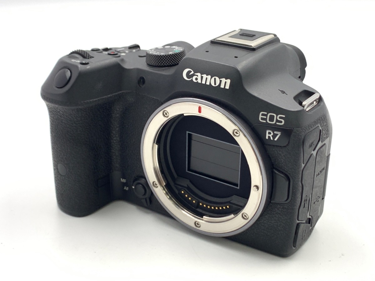 EOS R7 �{�f�B