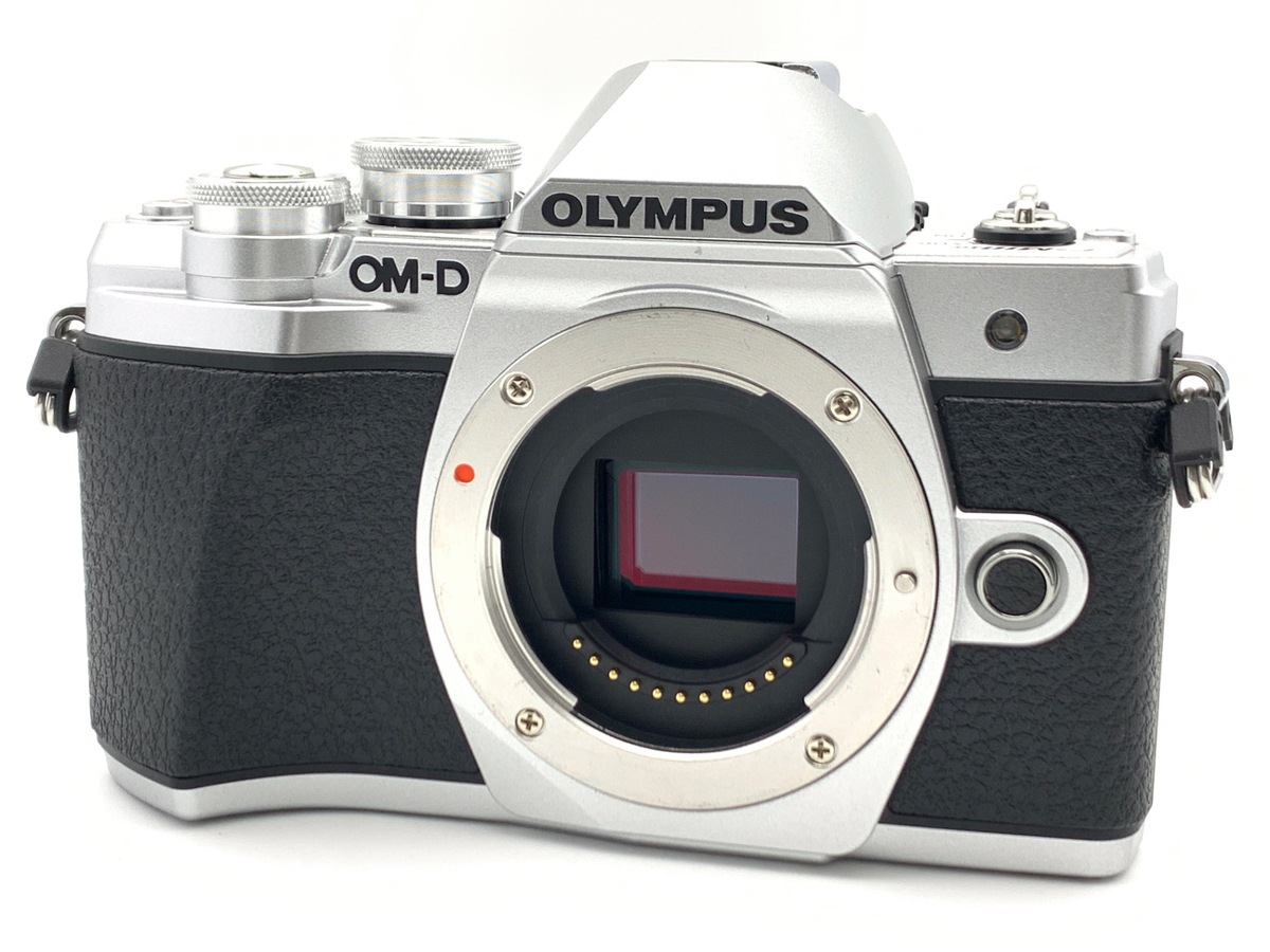 Olympus PEN E-P1 カメラセット（レンズ・バッテリー・充電器付き） Amazon | OLYMPUS ミラーレス一眼 E-P1 レンズキット シルバー E