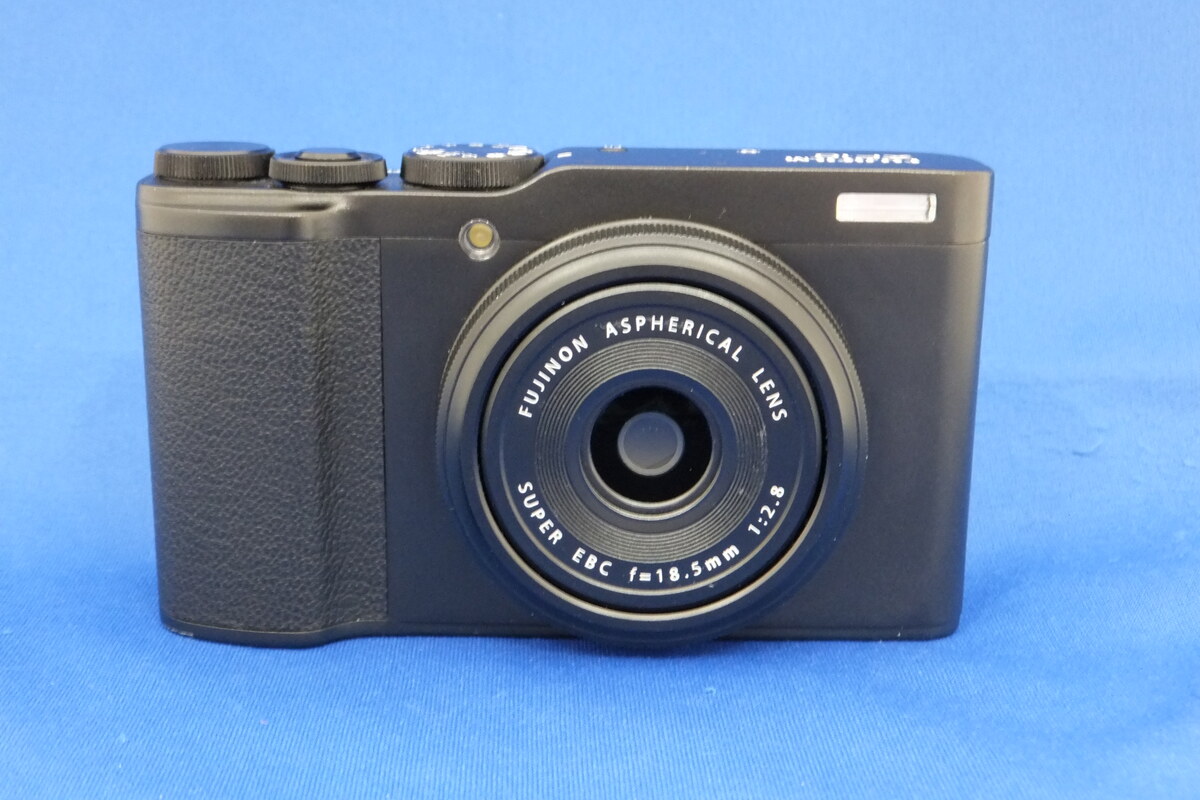 FUJIFILM XF10 中古価格比較 - 価格.com