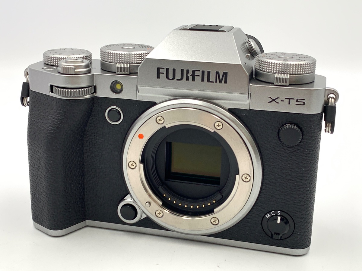 【中古美品】FUJIFILM X-T5 ミラーレスカメラ 本体　ブラック Amazon | 富士フイルム(FUJIFILM) ミラーレス一眼カメラ X-T5