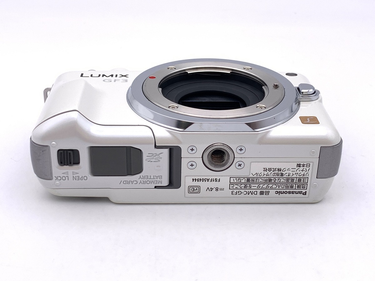 軽量　高画質　パナソニック　LUMIX DMC-GF3　ボディ　人気色のホワイト 軽量 高画質 パナソニック LUMIX DMC-GF3 ボディ 人気色のホワイト