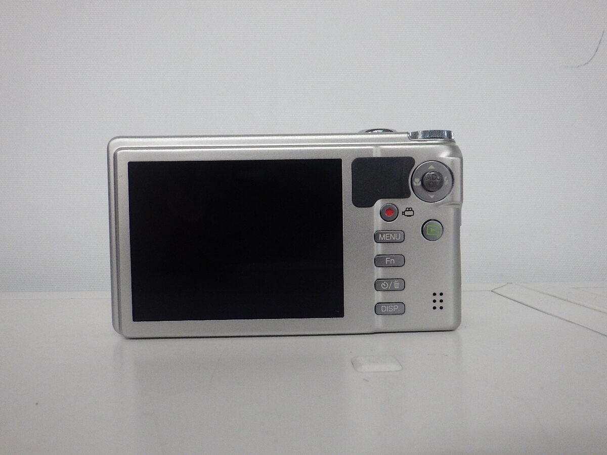 RICOH CX6 デジタルカメラ 難あり 中古：C(やや難あり)】リコー CX6 シルバー | 2445130068250