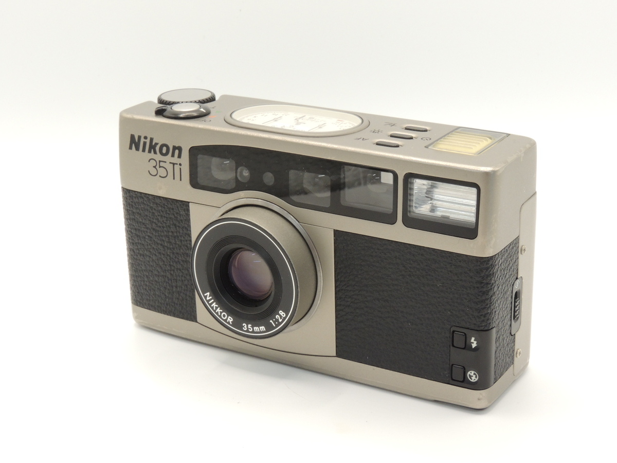 ニコン 35Ti (35/2.8)