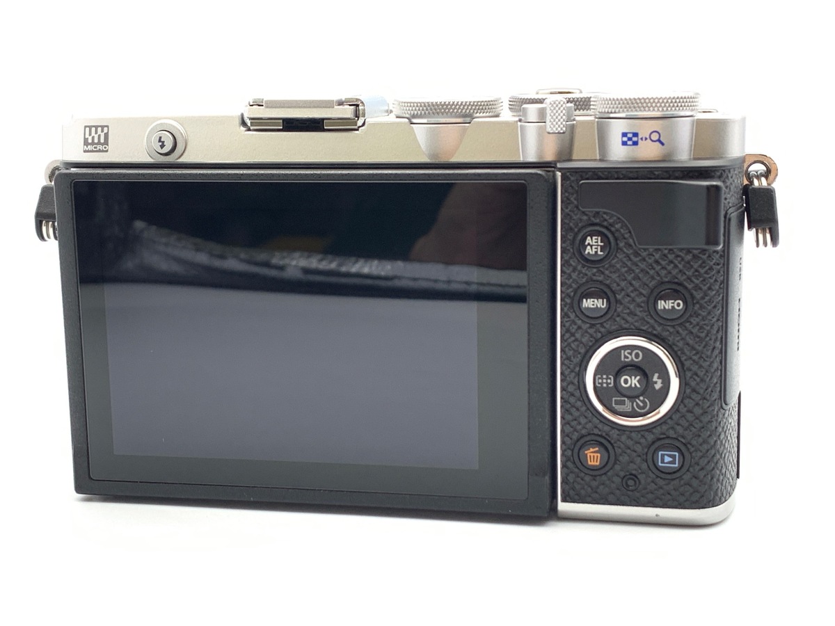 PEN E-P7 ボディ シルバー【2030万画素】