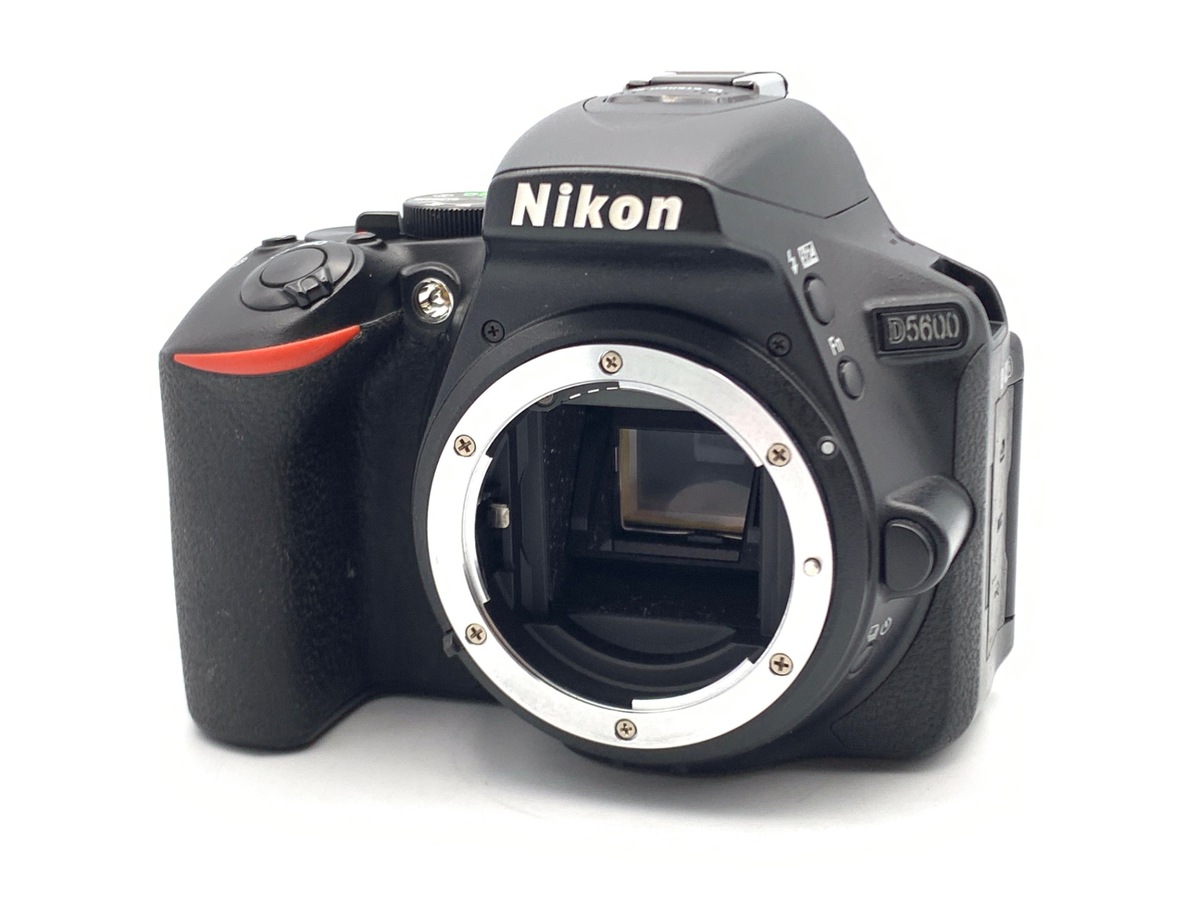 �j�R�� D5600 �{�f�B