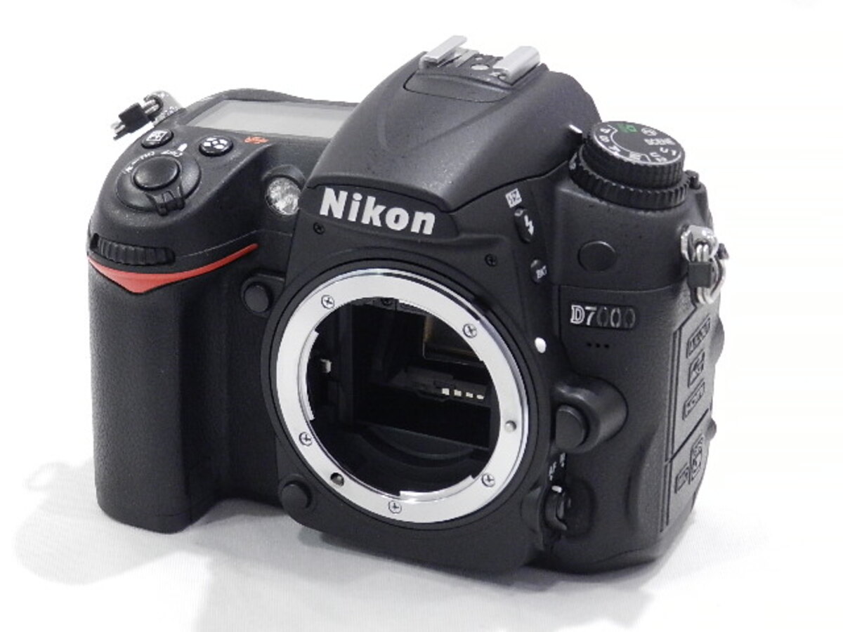 Nikon D7000 デジタル一眼レフカメラ 本体　箱有り Amazon | Nikon D7000 16.2メガピクセル デジタル一眼レフカメラ
